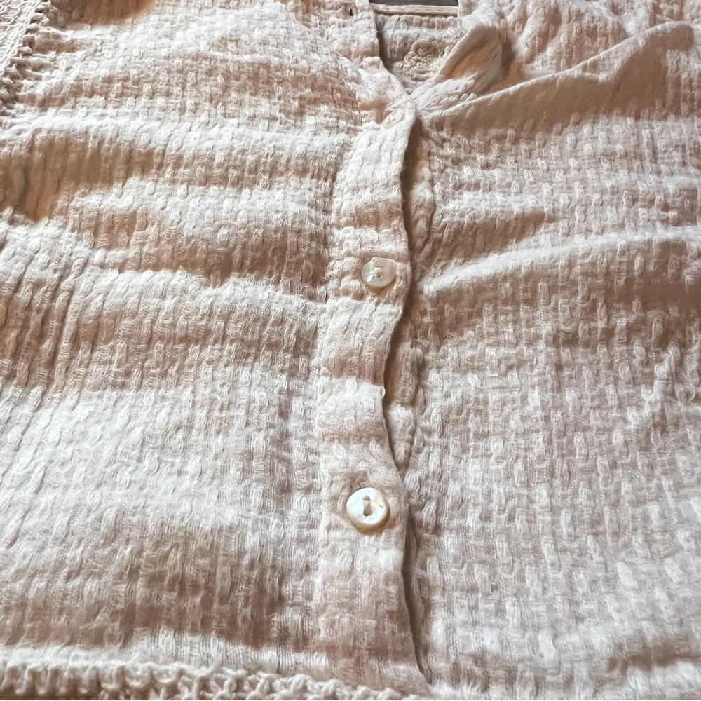 Zara Cream Lace Detail Cottagecore Quilt Pattern Puff Sleeves Ruffled Hem Blouse - Picture 9 of 15